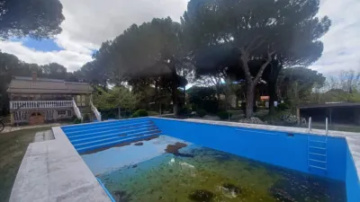 Chalet en venta en Calle de la Rosa, Villabáñez de 380.000 €