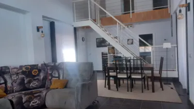 Chalet unifamiliar en venta en Calle Rio Tajo, Aldeamayor de San Martín de 330.000 €