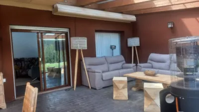 Chalet unifamiliar en venta en Calle Rio Tajo, Aldeamayor de San Martín de 330.000 €