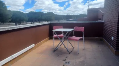 Chalet unifamiliar en venta en Calle Rio Tajo, Aldeamayor de San Martín de 330.000 €