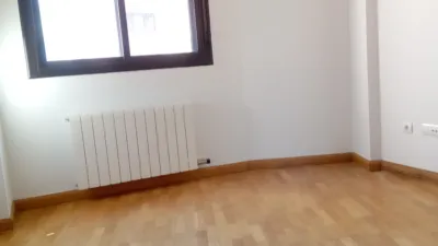 Piso en venta en Calle de la Vía, Circular-Vadillos (Valladolid Capital) de 340.000 €
