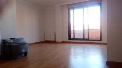 Piso en venta en Calle de la Vía, Circular-Vadillos (Valladolid Capital) de 340.000 €