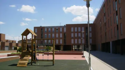 Piso en alquiler en Calle del Pomelo, 72, Las Villas-Covaresa-Parque Alameda-La Rubia (Valladolid Capital) de 642 €<span>/mes</span>