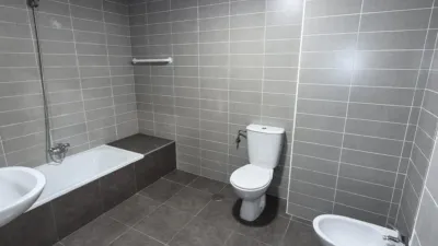 Piso en venta en Calle Satélite, 7, Belén-Pilarica (Valladolid Capital) de 150.000 €