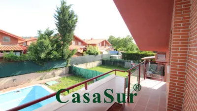 Semi-detached house in Renedo de Esgueva photo 35