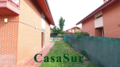 Semi-detached house in Renedo de Esgueva photo 53