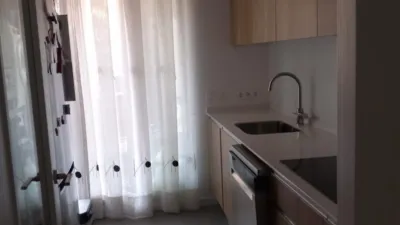 Piso en alquiler en Carrer de la Plana, Poble Nou (Torrent) de 1.200 €<span>/mes</span>