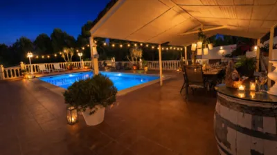 Chalet in Alborache photo 4