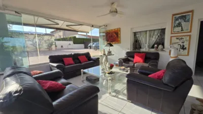 Chalet in Alborache photo 9