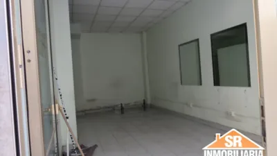 Local comercial en alquiler en Calle de la Cordelería - Vista 2