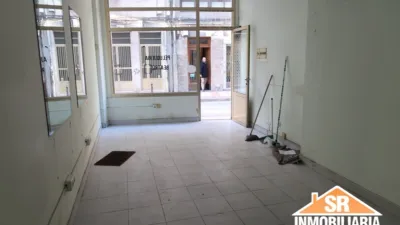 Local comercial en alquiler en Calle de la Cordelería - Més