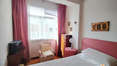 Apartment on Calle de Ángel Rebollo photo 6