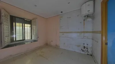 Apartamento en venta en Calle del Salitre, cerca de Calle de San Cosme y San Damián, Embajadores-Lavapiés (Distrito Centro. Madrid Capital) de 185.000 €