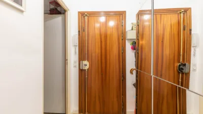 Piso en venta en Avenida de la Institución Libre de Enseñanza, Amposta (Distrito San Blas. Madrid Capital) de 399.000 €