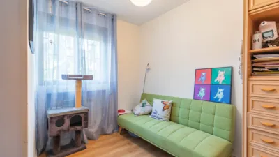 Piso en venta en Avenida de la Institución Libre de Enseñanza, Amposta (Distrito San Blas. Madrid Capital) de 399.000 €