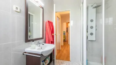 Piso en venta en Avenida de la Institución Libre de Enseñanza, Amposta (Distrito San Blas. Madrid Capital) de 399.000 €