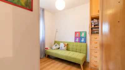 Piso en venta en Avenida de la Institución Libre de Enseñanza, Amposta (Distrito San Blas. Madrid Capital) de 399.000 €