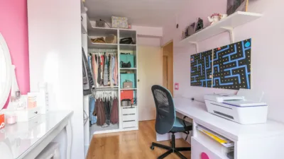 Piso en venta en Avenida de la Institución Libre de Enseñanza, Amposta (Distrito San Blas. Madrid Capital) de 399.000 €