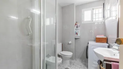 Piso en venta en Avenida de la Institución Libre de Enseñanza, Amposta (Distrito San Blas. Madrid Capital) de 399.000 €