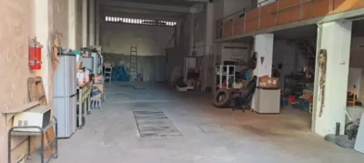 Local comercial en calle de la Batalla de Lepanto — foto 4