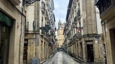 Piso en venta en Calle de Fermín Calbetón, Parte Vieja-Alde Zaharra (San Sebastián - Donostia) de 380.000 €