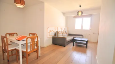 Apartment on Diego María Crehuet Street photo 3