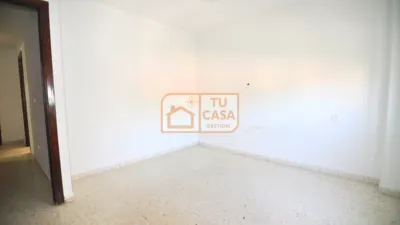 Flat on Ceclavín Street photo 22