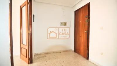Flat on Ceclavín Street photo 17