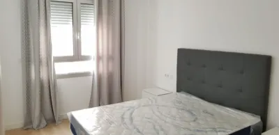 Piso en alquiler en Calle Nueva, Carretas (Albacete Capital) de 950 €<span>/mes</span>