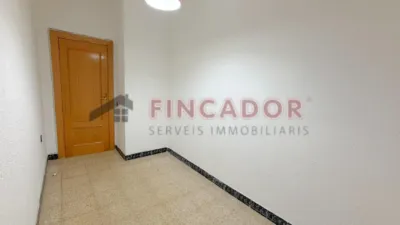 Piso en venta en Carrer de Martí i Codolar, Santa Eulàlia (L'Hospitalet de Llobregat) de 366.940 €