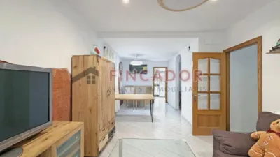 Casa adosada en venta en Carrer de Fiveller, cerca de Carrer de Frederic Soler - Más