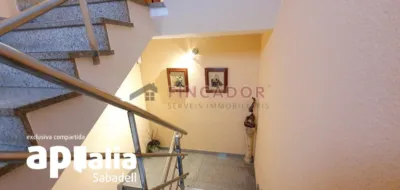 Semi-detached house on Carrer de Salvador Seguí photo 23