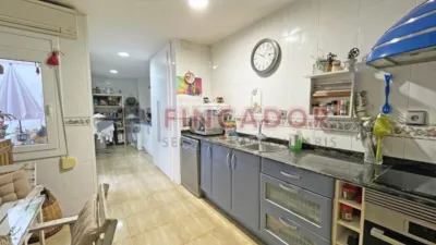 Terraced house on Carrer de la Mola photo 5