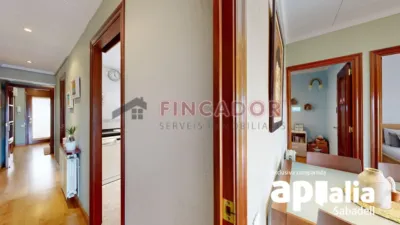 Flat on Carrer de Magí Colet photo 10