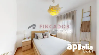 Flat on Carrer de Magí Colet photo 28
