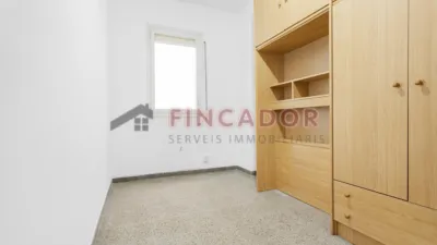Flat on Carrer del Fluvià photo 13