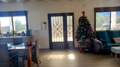Chalet on Carretera Cv photo 5