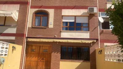 Terraced house in Carrer de Doctor Manuel Segura photo 21