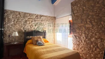 Casa rústica en alquiler en Alt Empordà, Saus (Saus, Camallera i Llampaies) de 1.315 €<span>/mes</span>