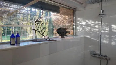 Casa rústica en alquiler en Baix Empordà, Santa Susanna de Peralta (Forallac) de 1.800 €<span>/mes</span>