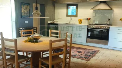 Casa rústica en alquiler en Baix Empordà, Santa Susanna de Peralta (Forallac) de 1.800 €<span>/mes</span>