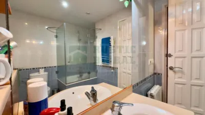 Apartment for sale in Carrer Germans de Ferrer photo 17