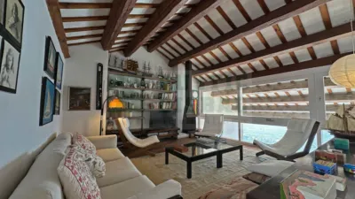 Semi-detached house on Carrer Miramar photo 2