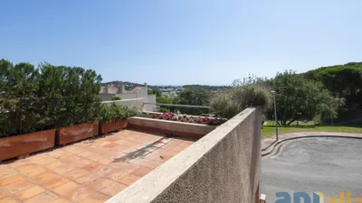 Terraced house on Carrasco I Formiguera Street photo 18