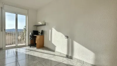 Terraced house in Carrer dels Industrials photo 6
