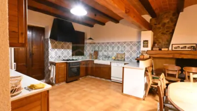 Rustic house on Carrer d'Anselm Clavé photo 11