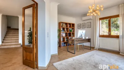 Detached house in Carrer de Siena photo 5