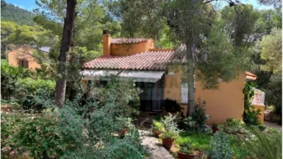 House on Carrer Suissa photo 2