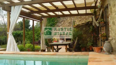 Casa rústica en alquiler en Baix Empordà, Casavells (Corçà) de 12.000 €