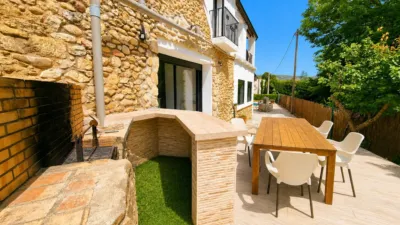 Casa en venta en Carrer de Sant Ferriol, Sarrià de Ter de 740.000 €